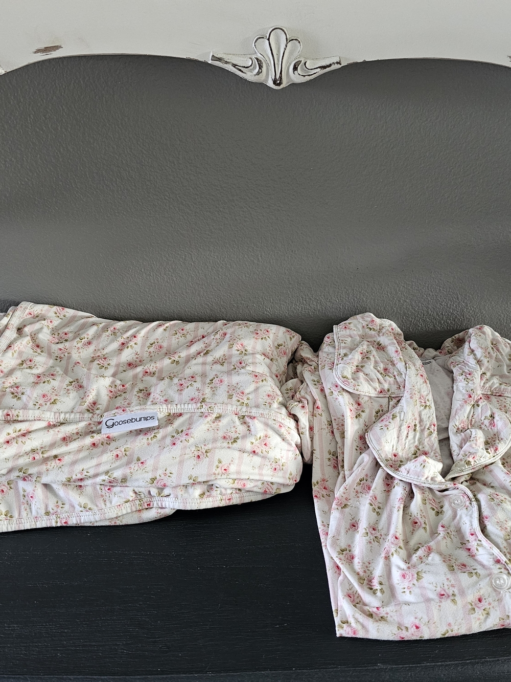 Goosebumps "Rosie" Pajama Set & Blanket